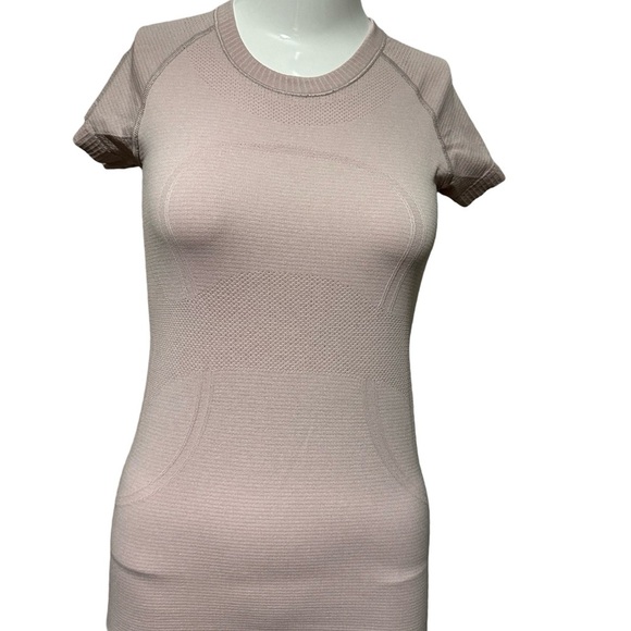 Lululemon Swiftly T-shirt Size 4 - Picture 5 of 5